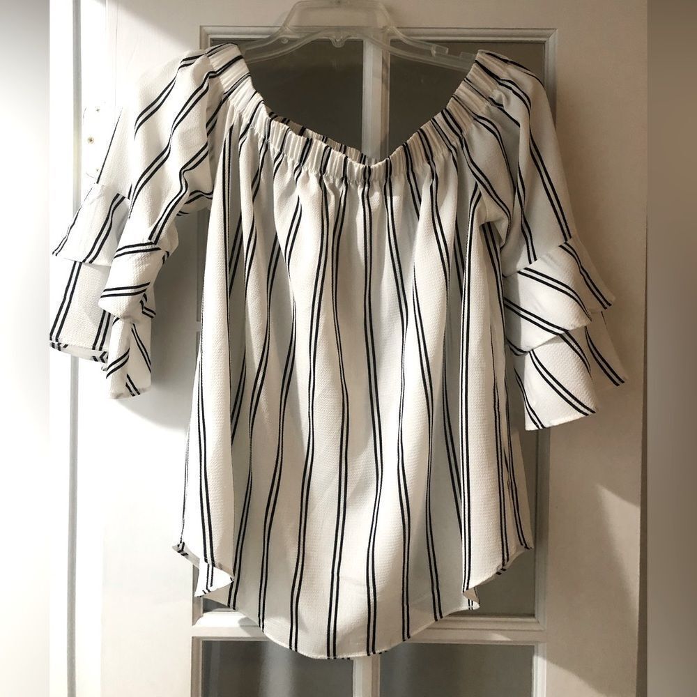 Off shoulder Black and White Blouse